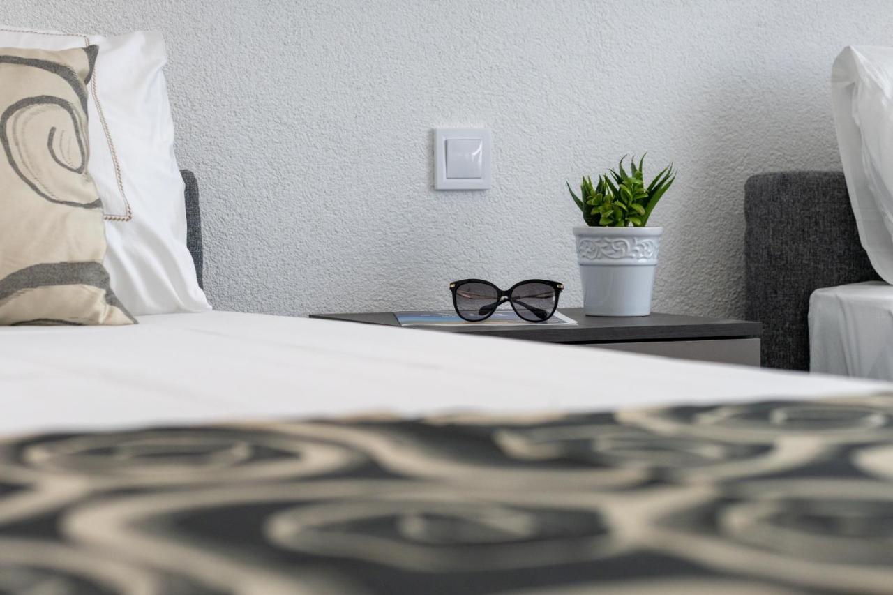 Apartmani Kastelina Vir Exteriör bild