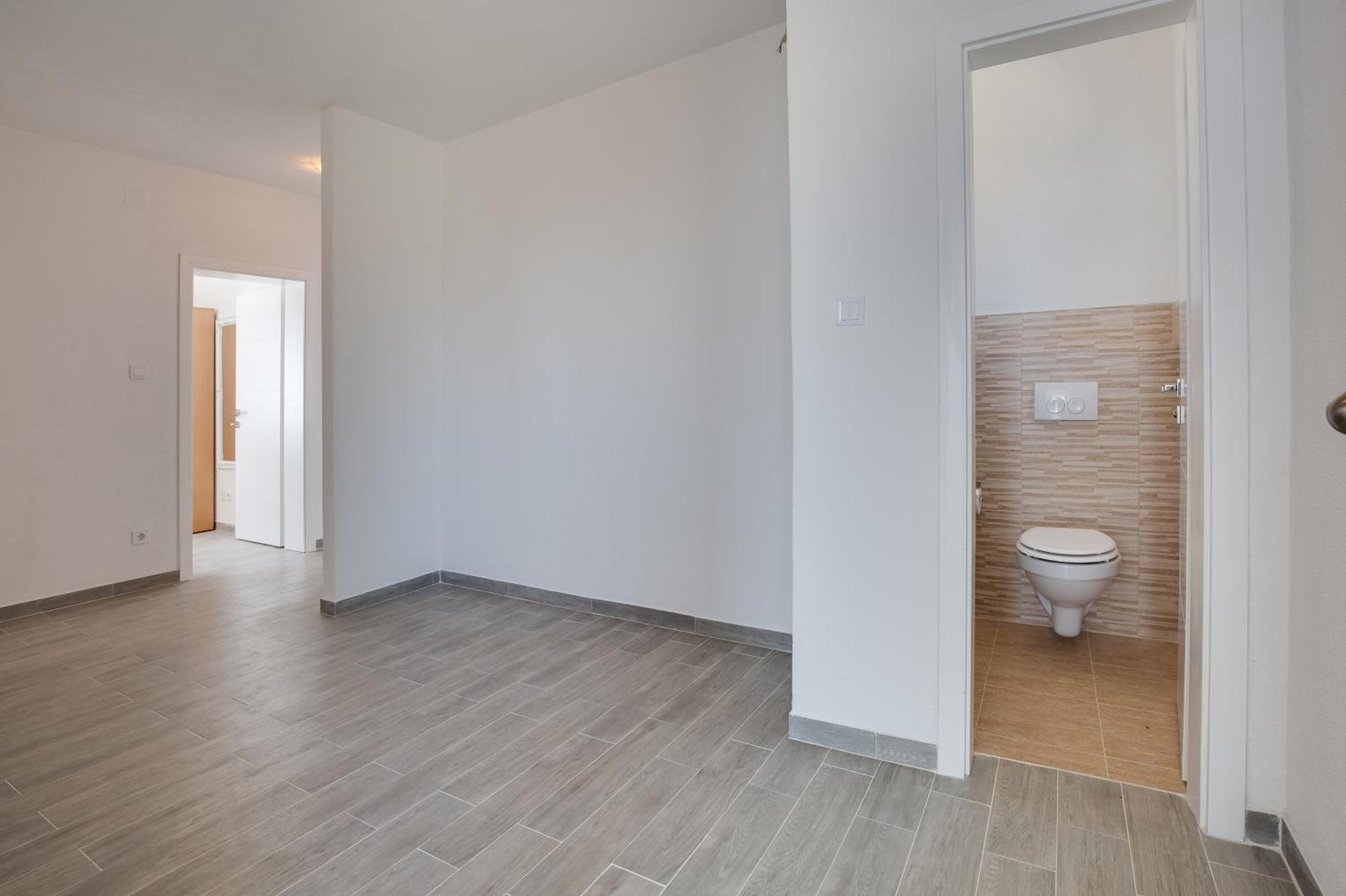 Apartmani Kastelina Vir Exteriör bild